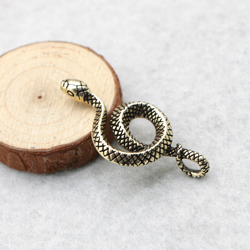 复古手工黄铜眼镜蛇钥匙扣纯铜十二生肖盘蛇皮带挂汽车钥匙扣吊坠