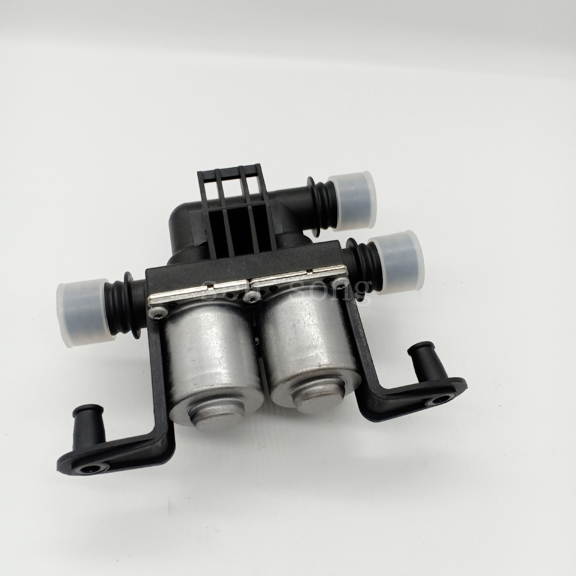 适用于宝马x5e53暖水阀 空调暖风水阀 加热器 控制阀 64116910544