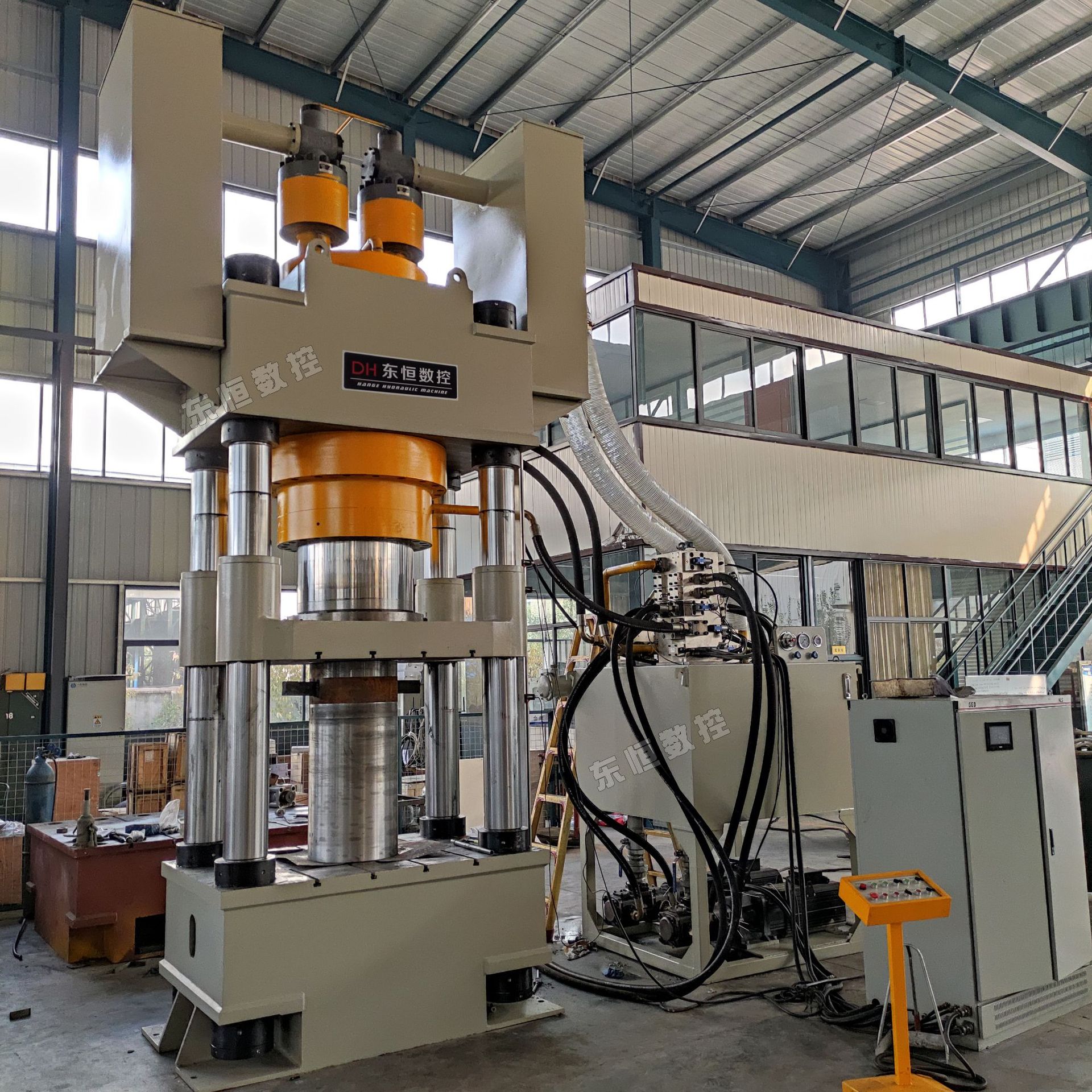 热锻机 1000吨大型液压机铸造件红冲模锻压机 金属成型快速液压机