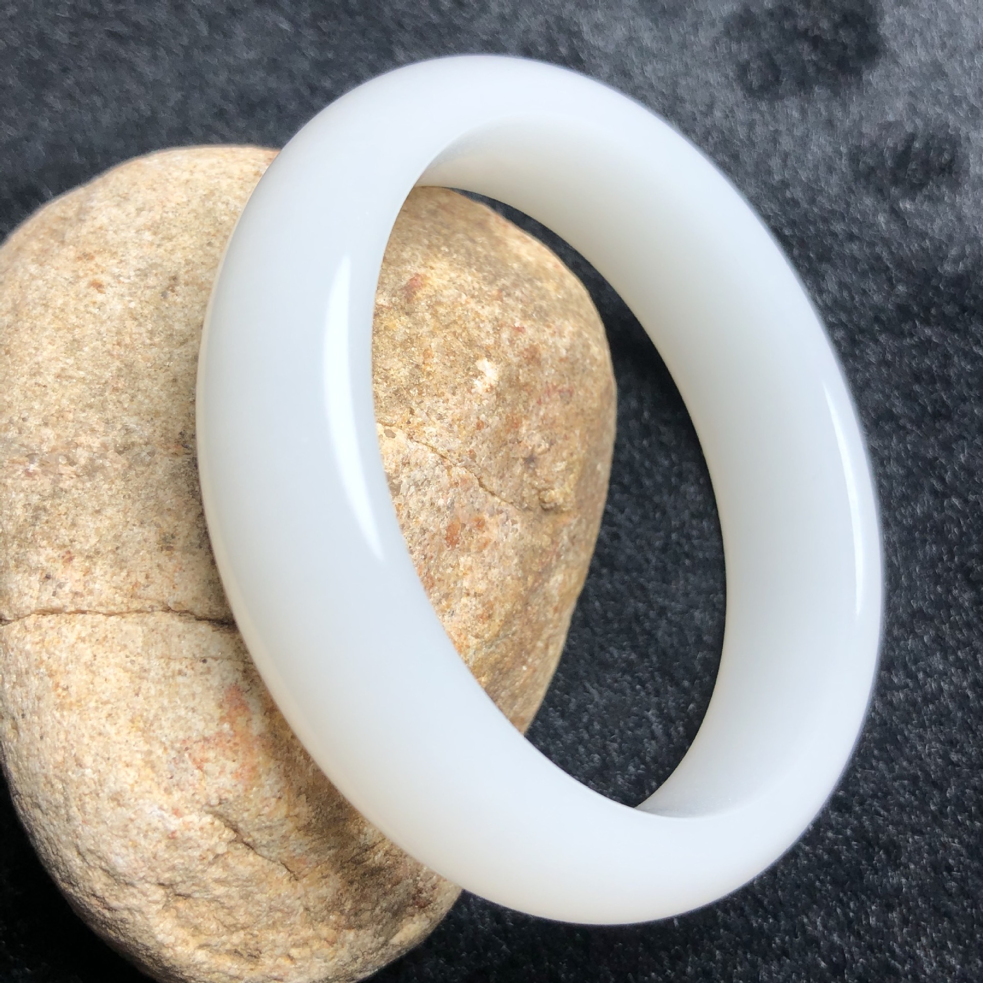 直销玉石玉镯 新疆5a级羊脂白玉 俄料 韩料 和田玉手镯 厂家直销