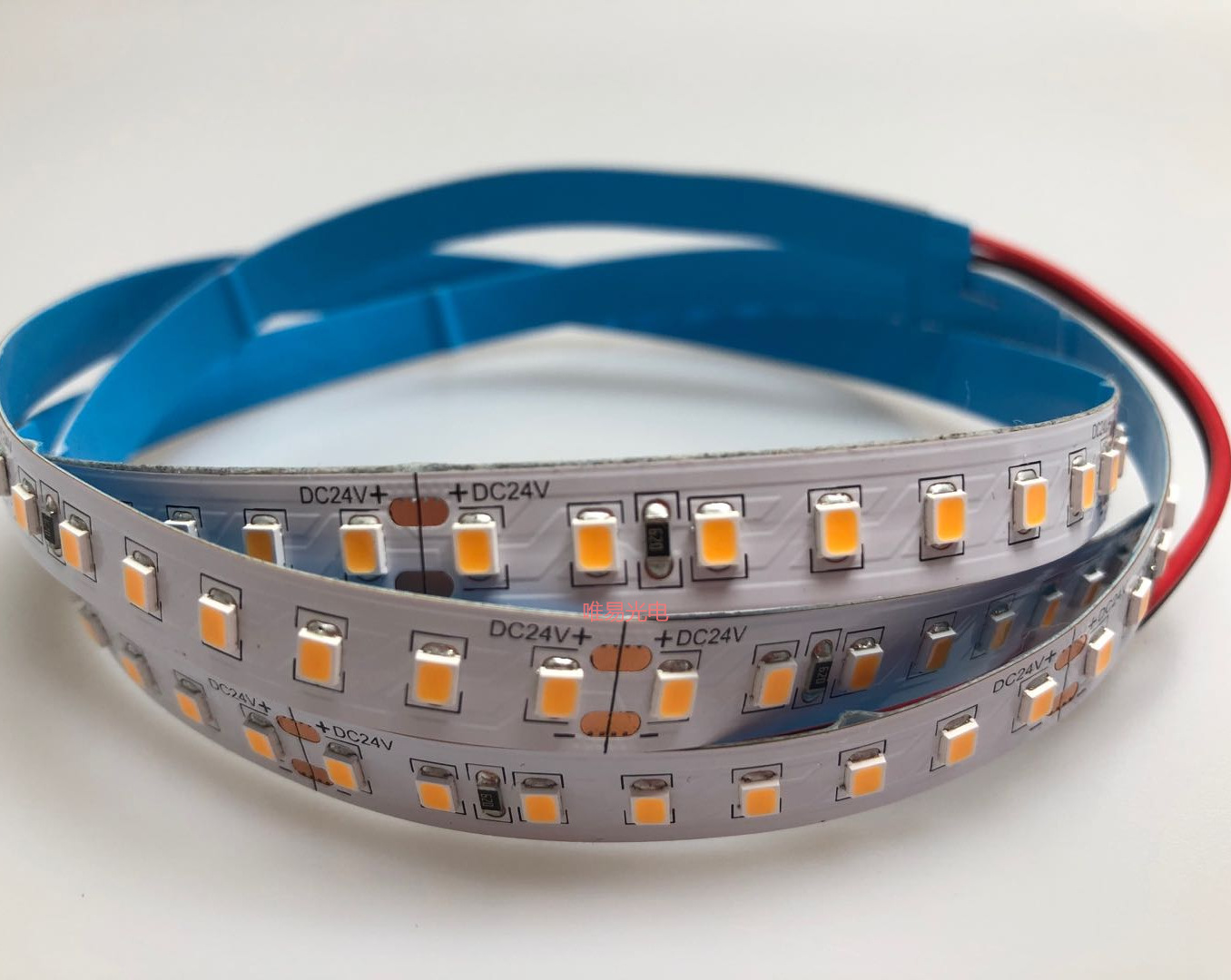 高光效 2835led灯带 24v8灯一组 一米128灯2835灯条