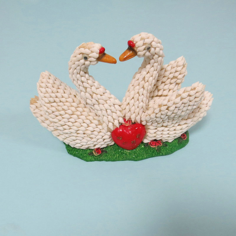 海螺贝壳工艺品双天鹅 创意摆件地摊夜市手工制作创意礼品