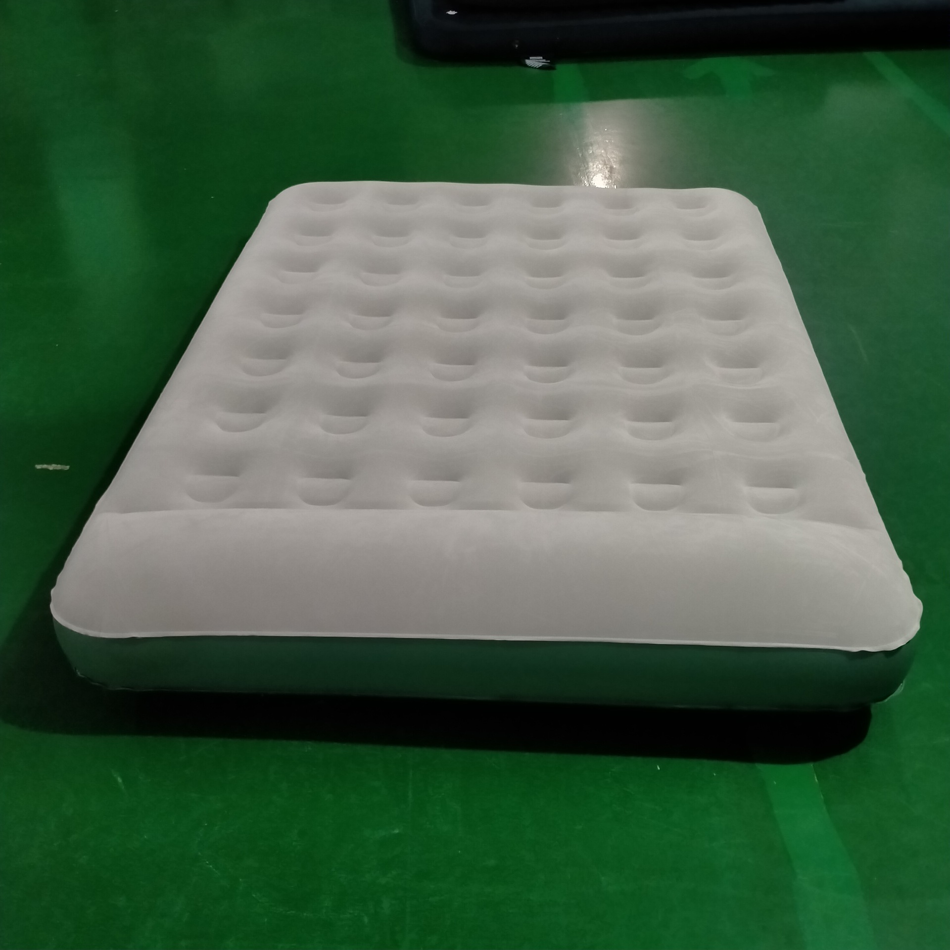 厂家订制 野营露营充气双人带枕头床垫 户外旅行充气床垫