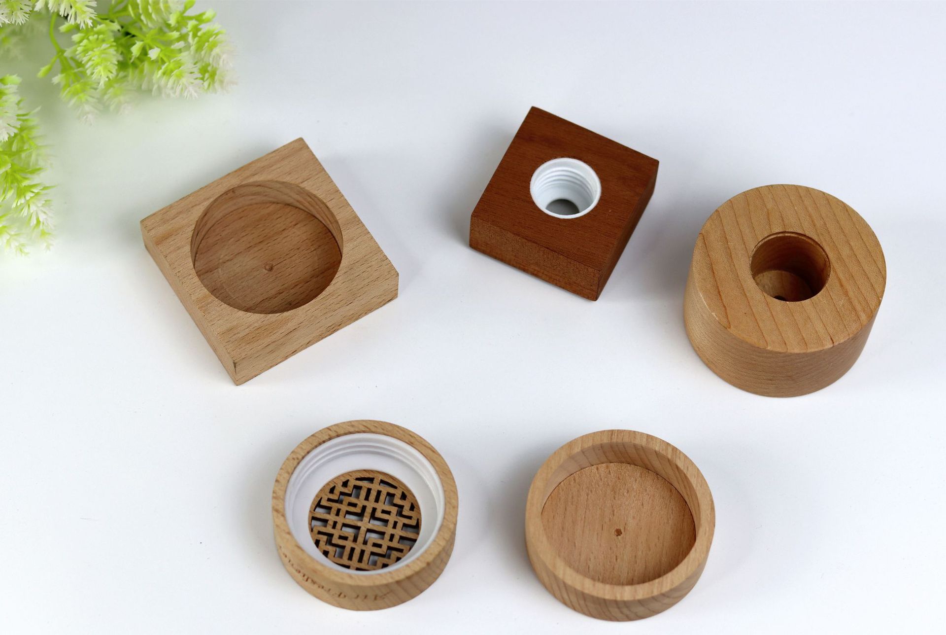 厂家定制木质汽车香水瓶盖 玻璃瓶盖工艺品香薰木盖 榉木化妆瓶盖