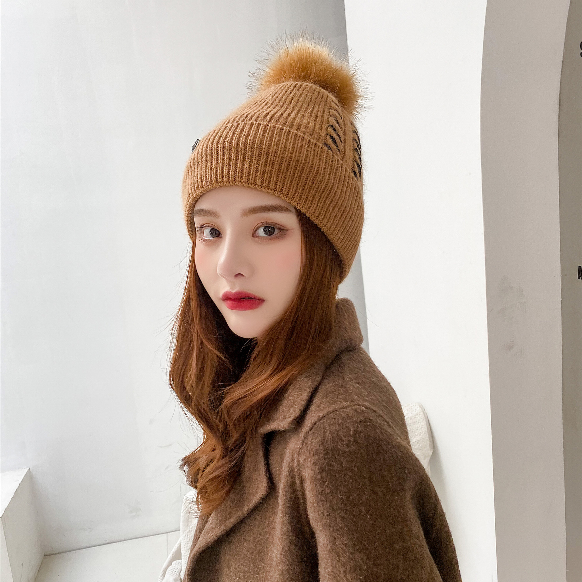 2020秋冬针织帽子韩版新款时尚毛线帽穿绳单色加厚学生唯美保暖帽