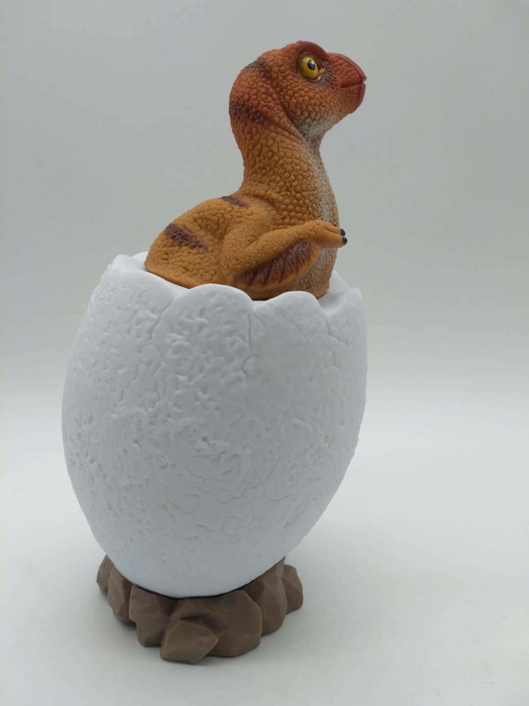 厂家直供创意礼品摆件搪胶朱罗纪恐龙蛋卡通仿真窃蛋龙存钱罐