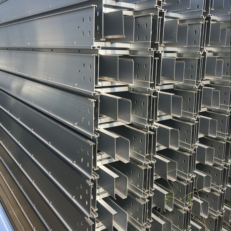 广西电缆桥架厂家