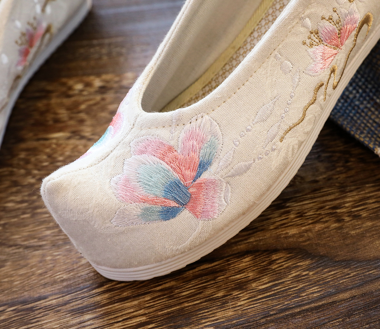 【仙娘】汉服鞋弓鞋民族风中国风复 绣花布鞋女单鞋 低跟鞋