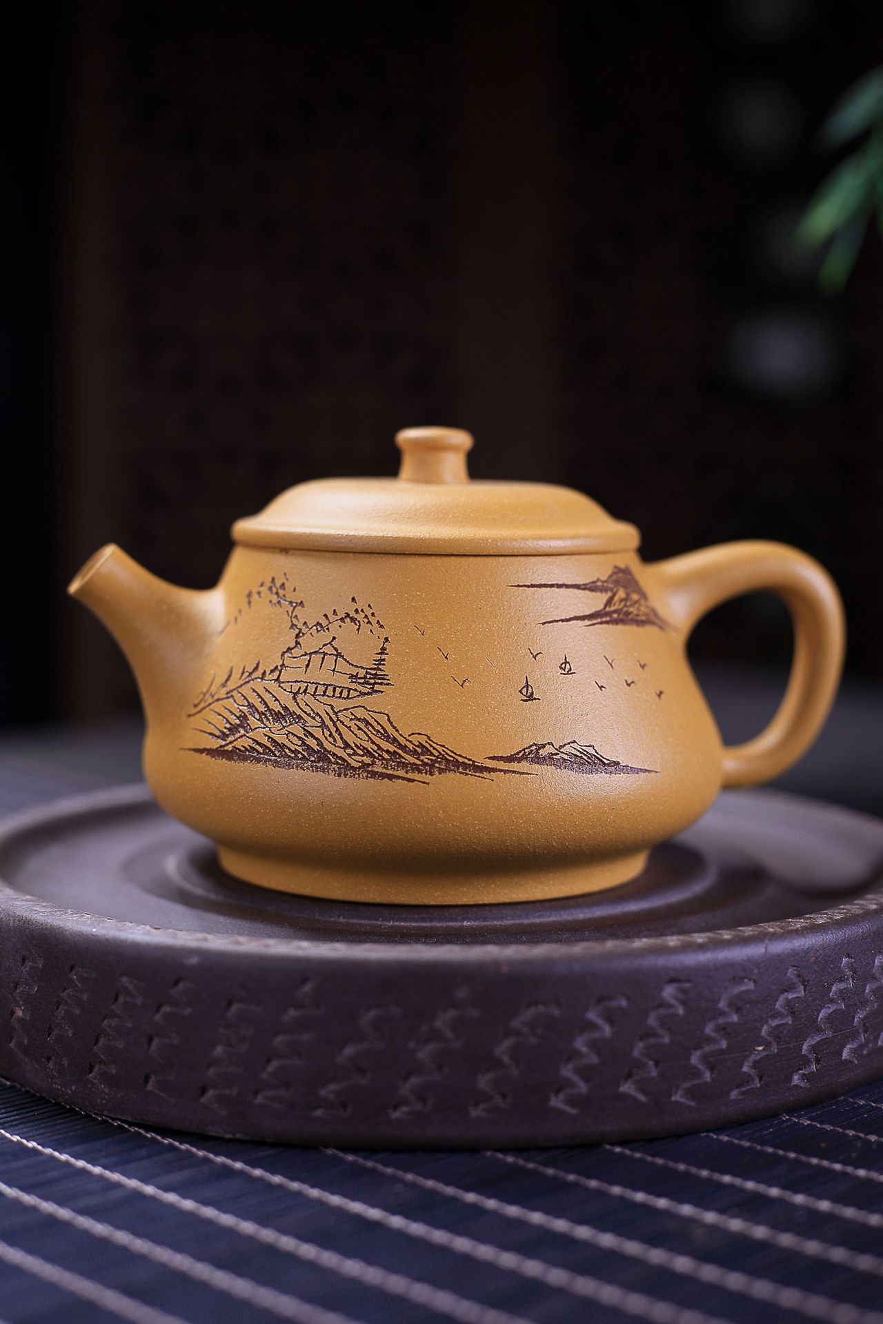 宜兴厂家直销原矿紫砂壶原矿段泥刻绘山水潘壶名家全手工泡茶壶