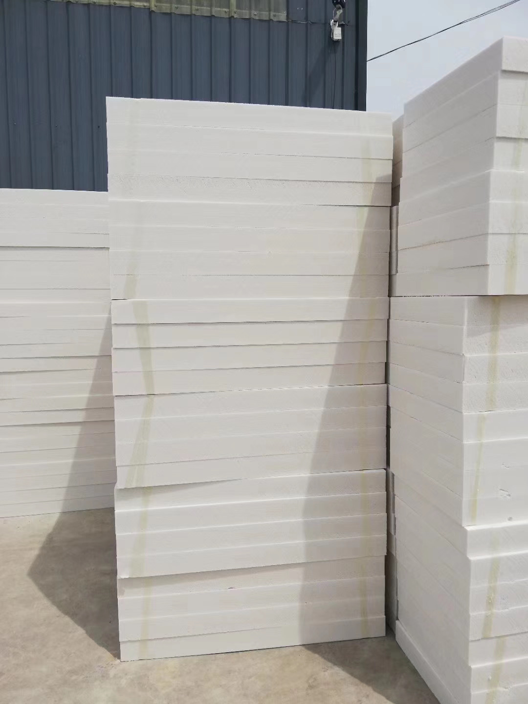 厂家现货xps挤塑板家装施工平板高密度板回填泡沫隔热保温板