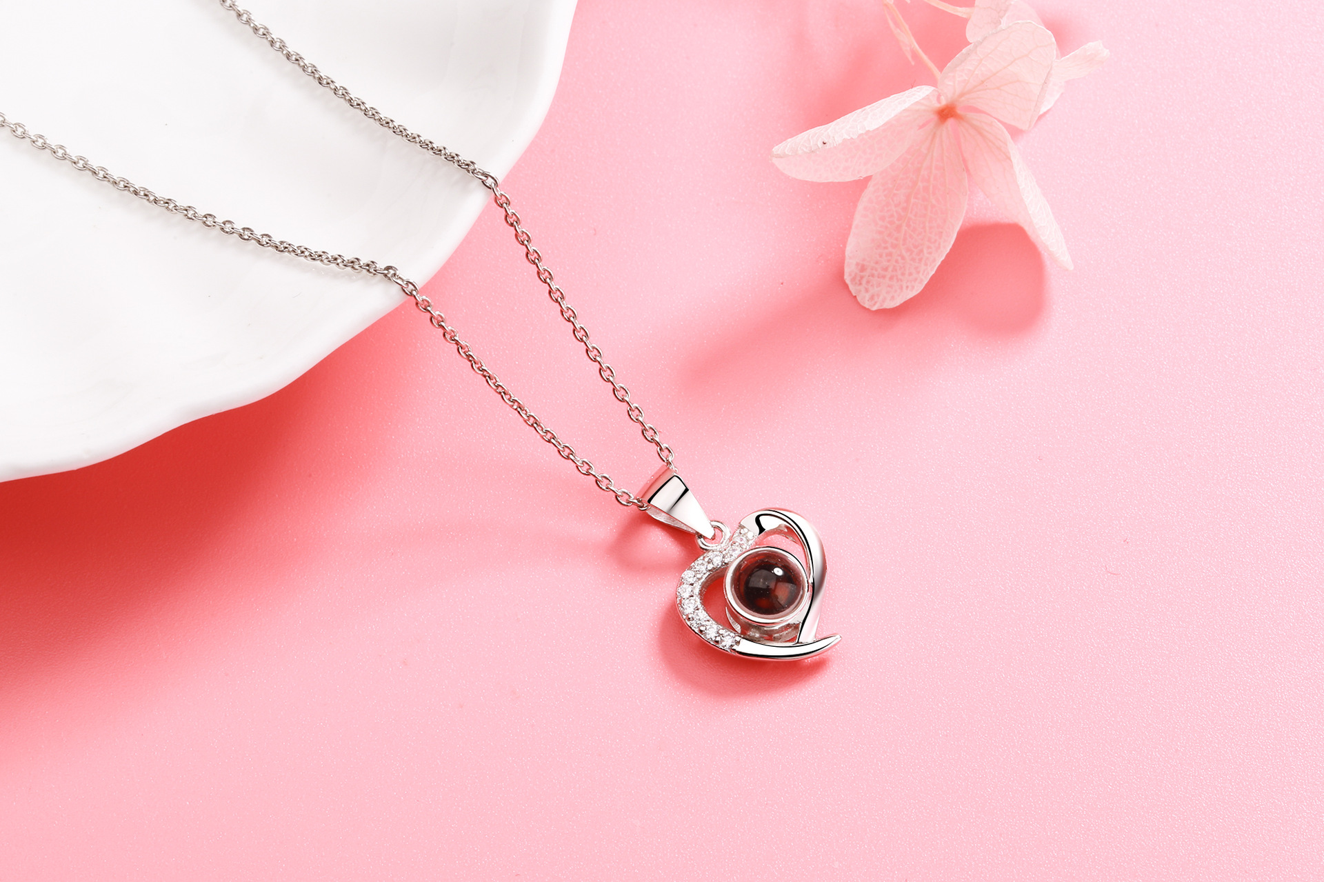 s925纯银爱的记忆一百种语言我爱你项链女投影心形吊坠百搭锁骨链