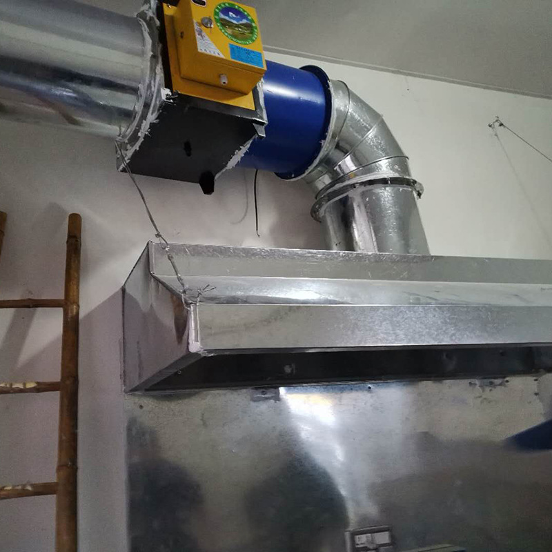 定制白铁皮油烟罩不锈钢油烟罩集成罩饭店排烟厨房餐饮管道安装