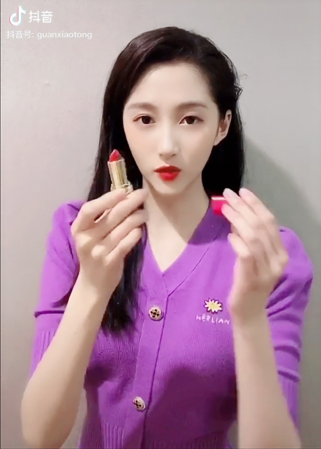 2020新款关晓彤同款紫色雏菊刺绣半袖针织开衫毛衣外套