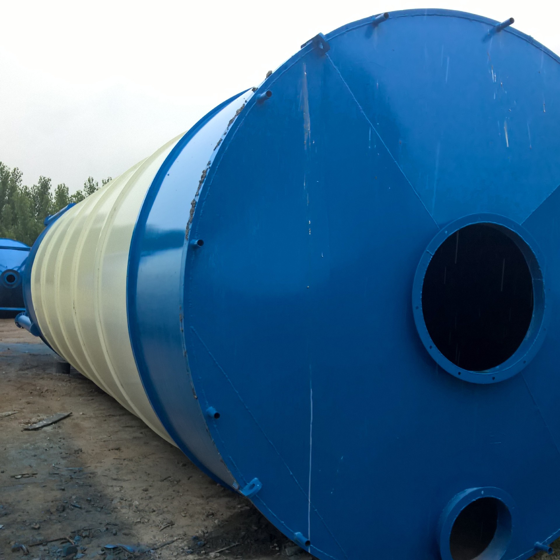 供应各种型号碳钢水泥仓 粉煤灰立式储料罐 砂浆搅拌站水泥仓