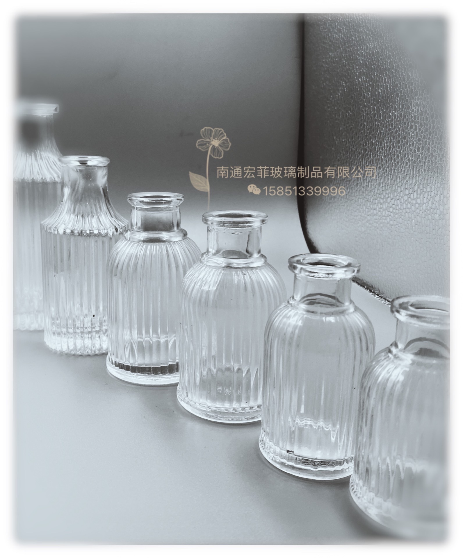 厂家定制透明大肚香薰瓶 扩香瓶除臭瓶无火透明玻璃瓶 圆口精油瓶