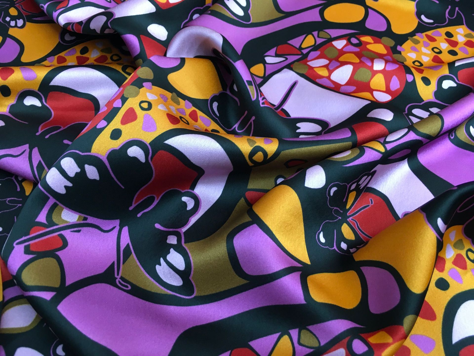 2021年新款时尚高档醋酸印花春夏连衣裙衬衫裤装西装面料