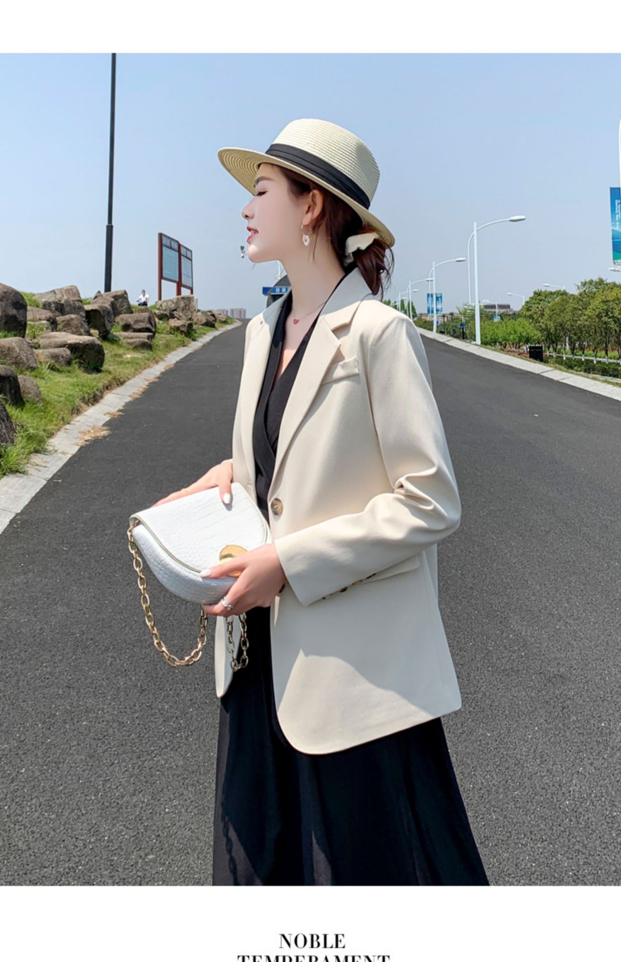 网红小西装外套女2020秋季韩版休闲宽松chic米白色西服上衣女显瘦