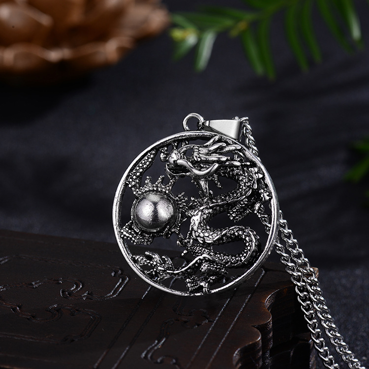 中国风复古蛟龙戏珠钛钢项链男士霸气时尚新潮朋克吊坠饰品配件
