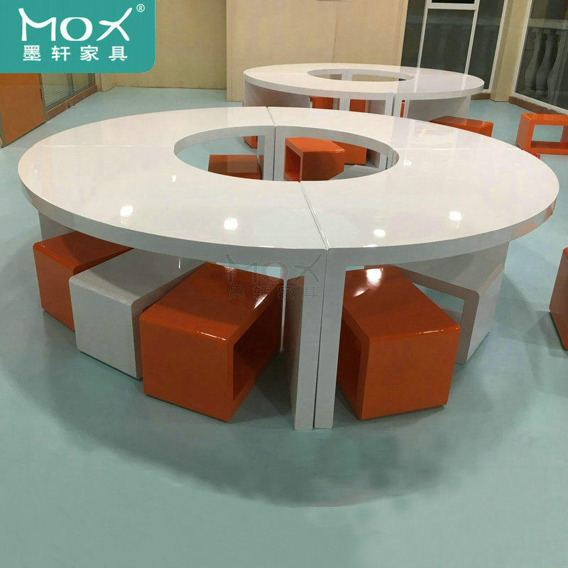 环形桌子圆形扇形桌子儿童彩色桌弧形烤漆矮桌圆形桌椅圆形小孩桌