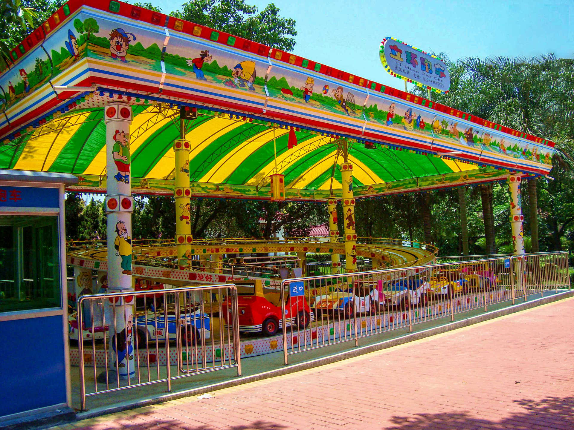 选购迷你穿梭游乐设备要考虑哪些?