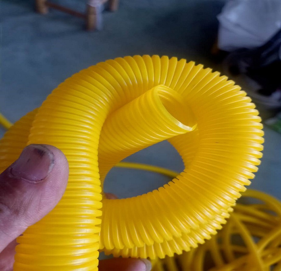 优价供应黄色塑料波纹管电线保护管