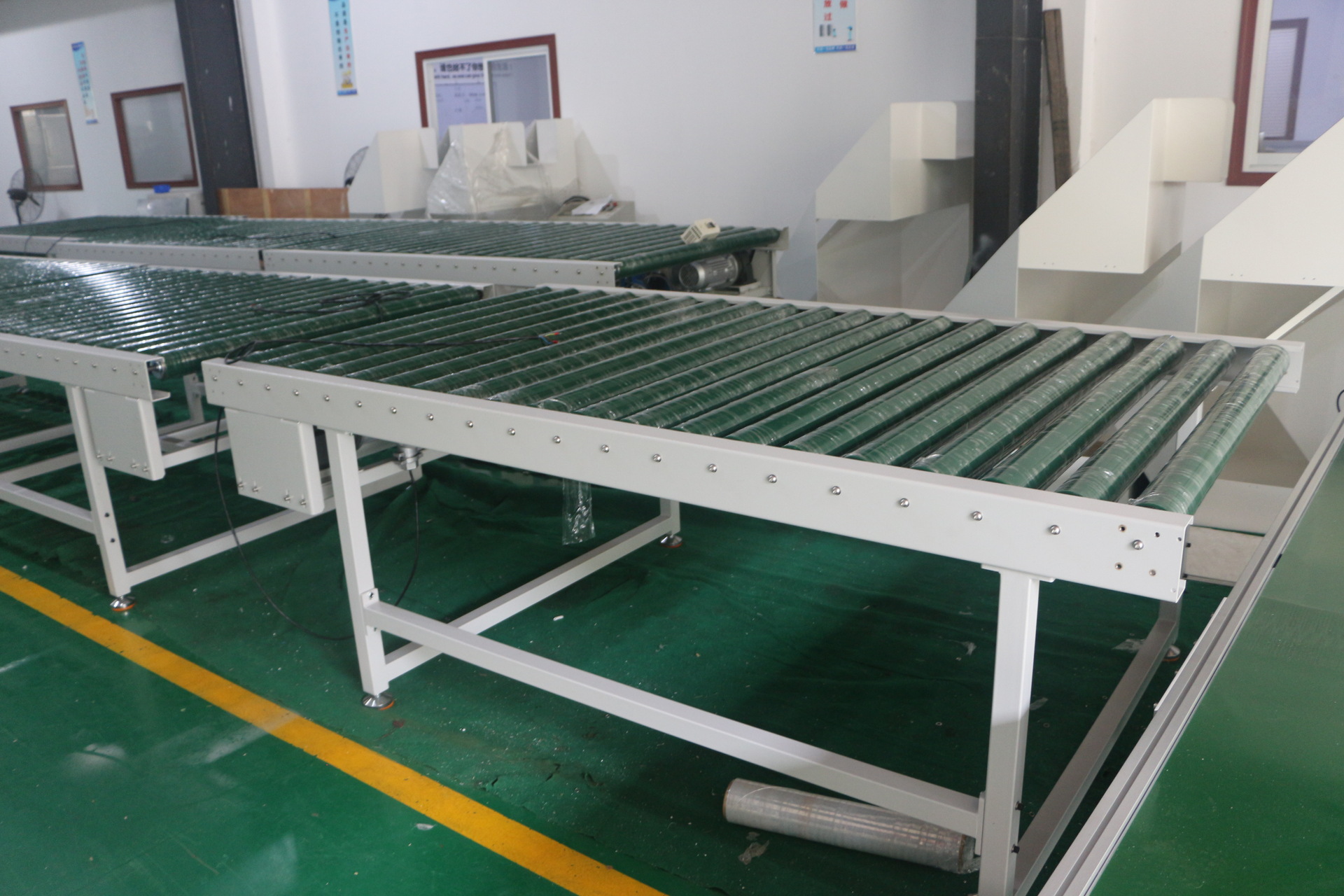 厂家供应滚筒线 包胶滚筒输送线动力辊筒输送机仓储物流传送线