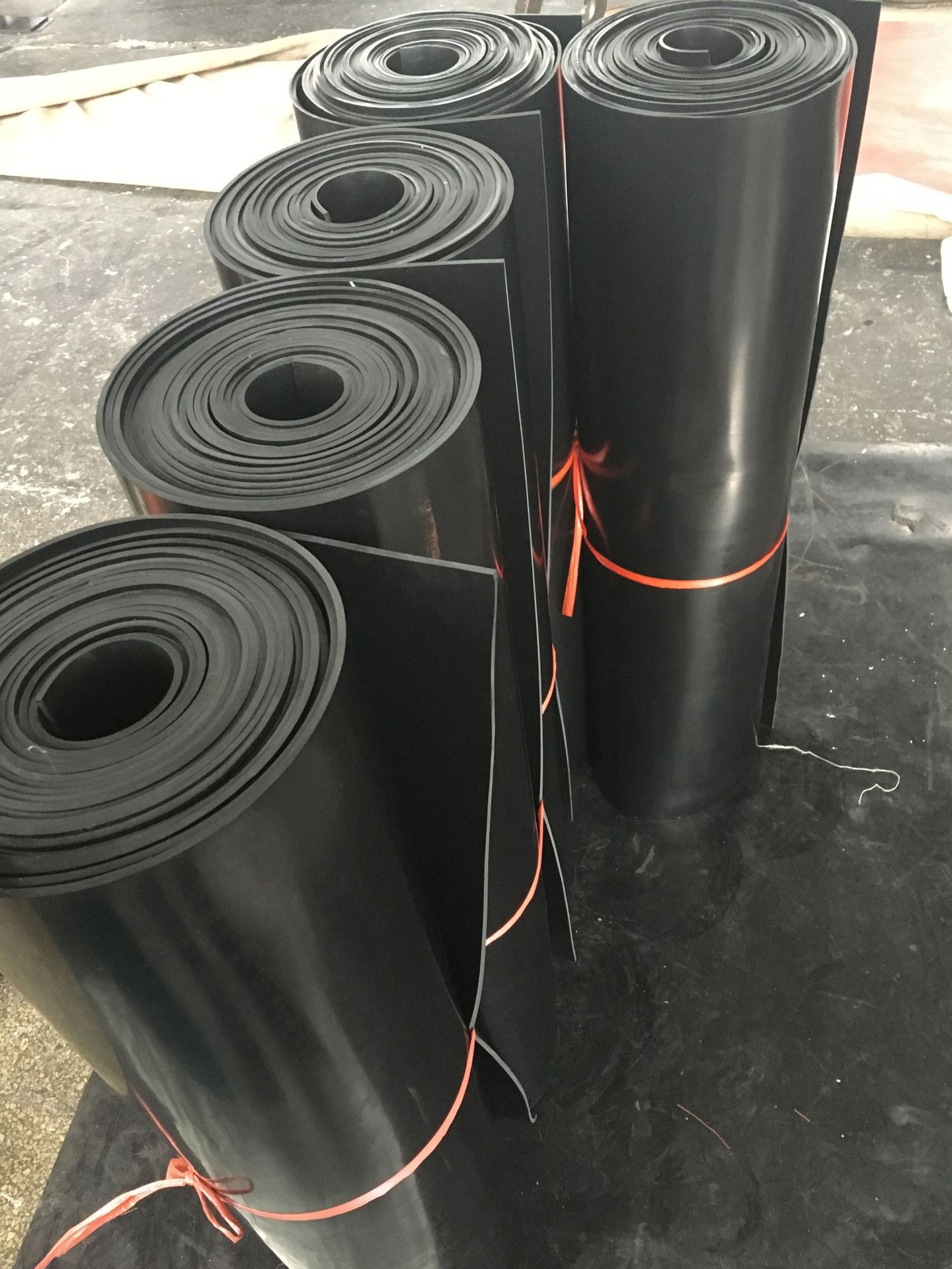 供应fkm橡胶板 氟橡胶板 耐高温阻燃氟橡胶板