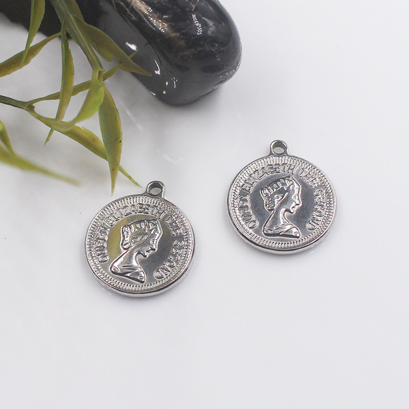 时尚不锈钢伊丽莎白头像吊坠 女王头像金属吊牌 女士项链手链配件