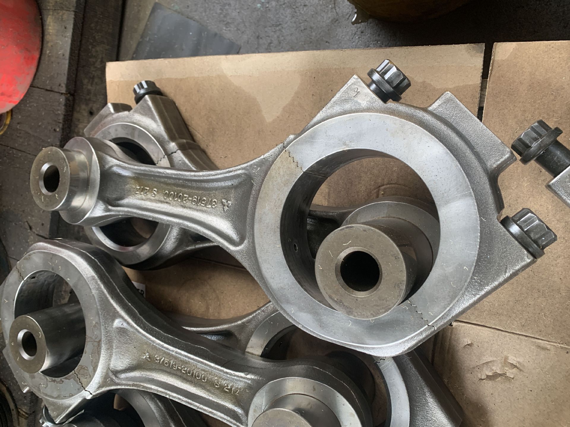 供应三菱s16r-pta柴油发动机连杆37519-20100