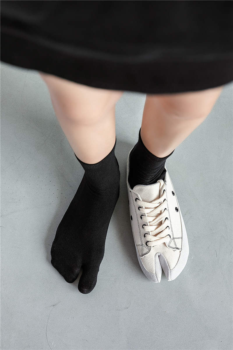 韩国糖果色平板高筒二趾袜外贸基础男女分趾袜学生中筒袜二指袜潮