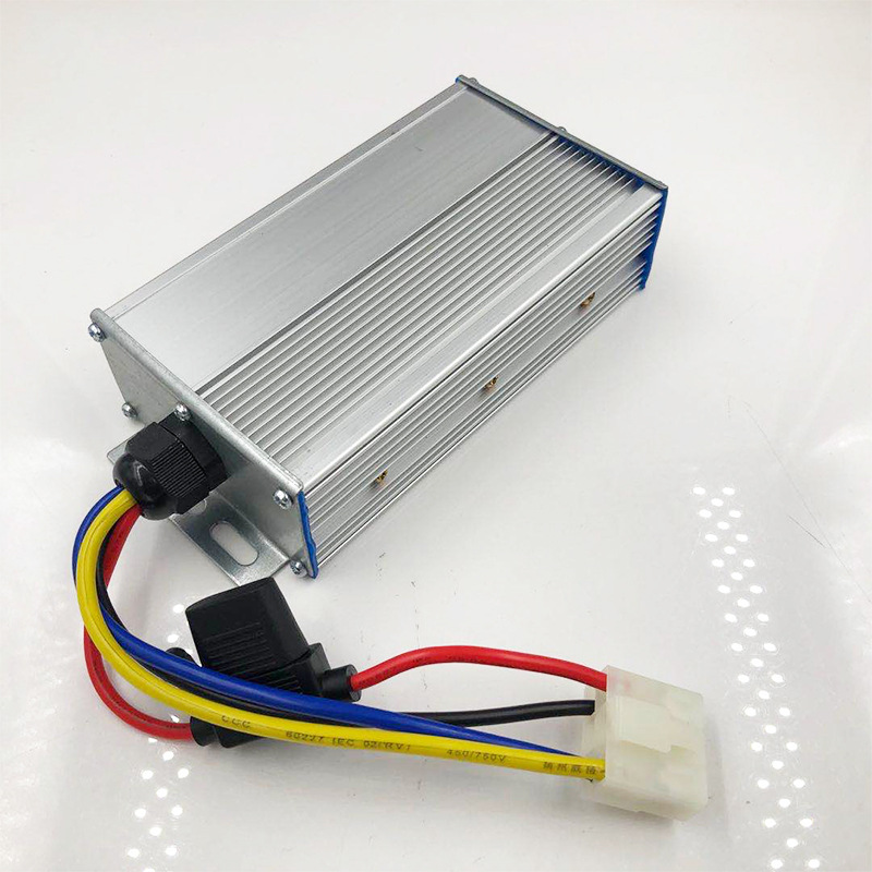 大功率电动四轮车老年代步车直流转换器48v60v72v96v120v30a