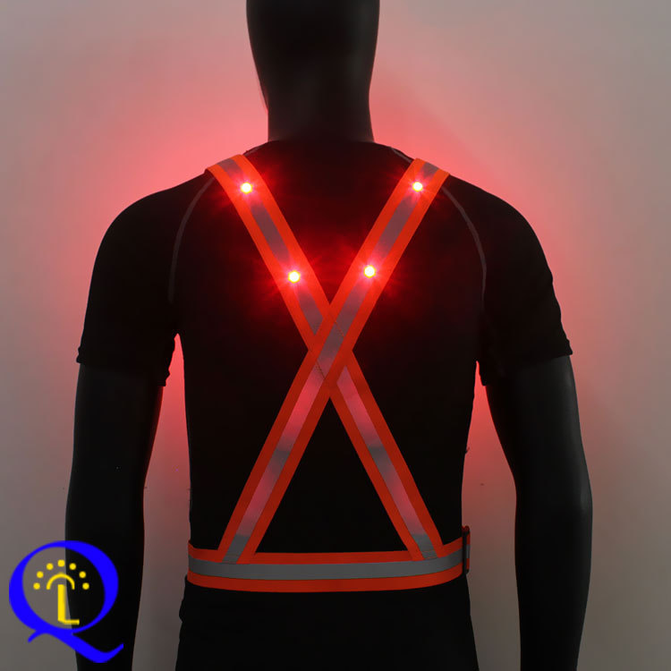 夜跑骑行反光背心 交通劳保环卫反光衣 usb充电led发光松紧背带