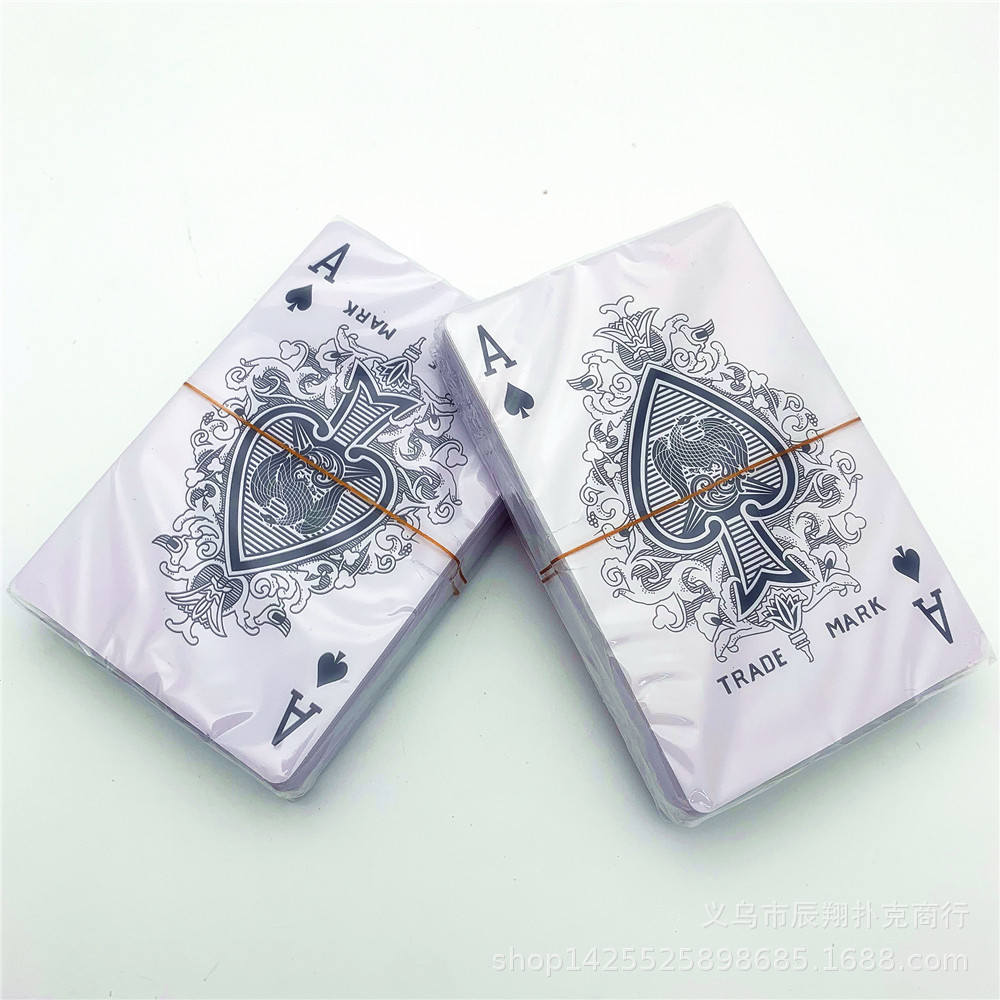 252 25丝二级回料 塑料扑克牌 小字 poker牌子 黑套 塑料盒双副装
