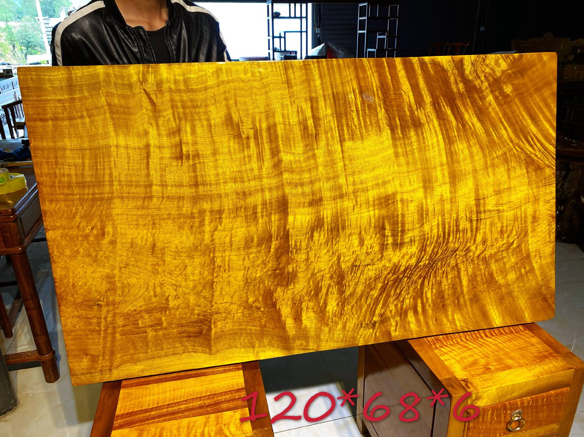 金丝楠木大板水波纹大板办公家具台面 实木金丝楠摆件摆饰