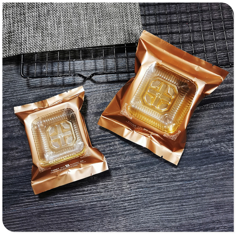 金色英文月饼包装袋局部透明50g广式月饼袋子75克蛋黄酥平口袋