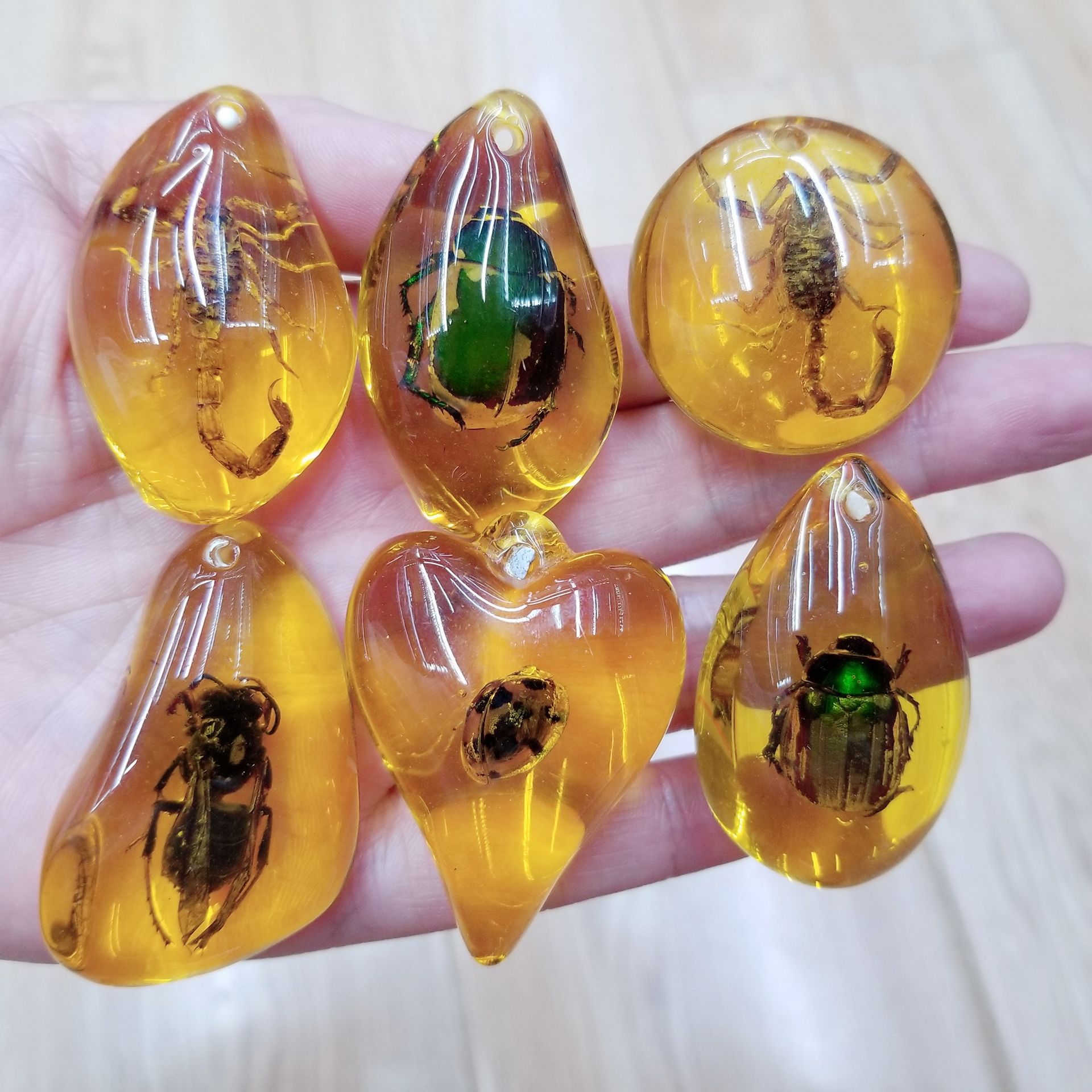 时尚琥珀吊坠 昆虫吊坠 小挂件