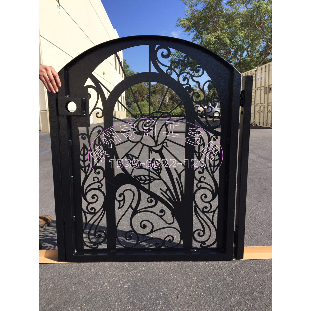 铁艺花园门,定制单开单扇的铁门,艺术镂空设计