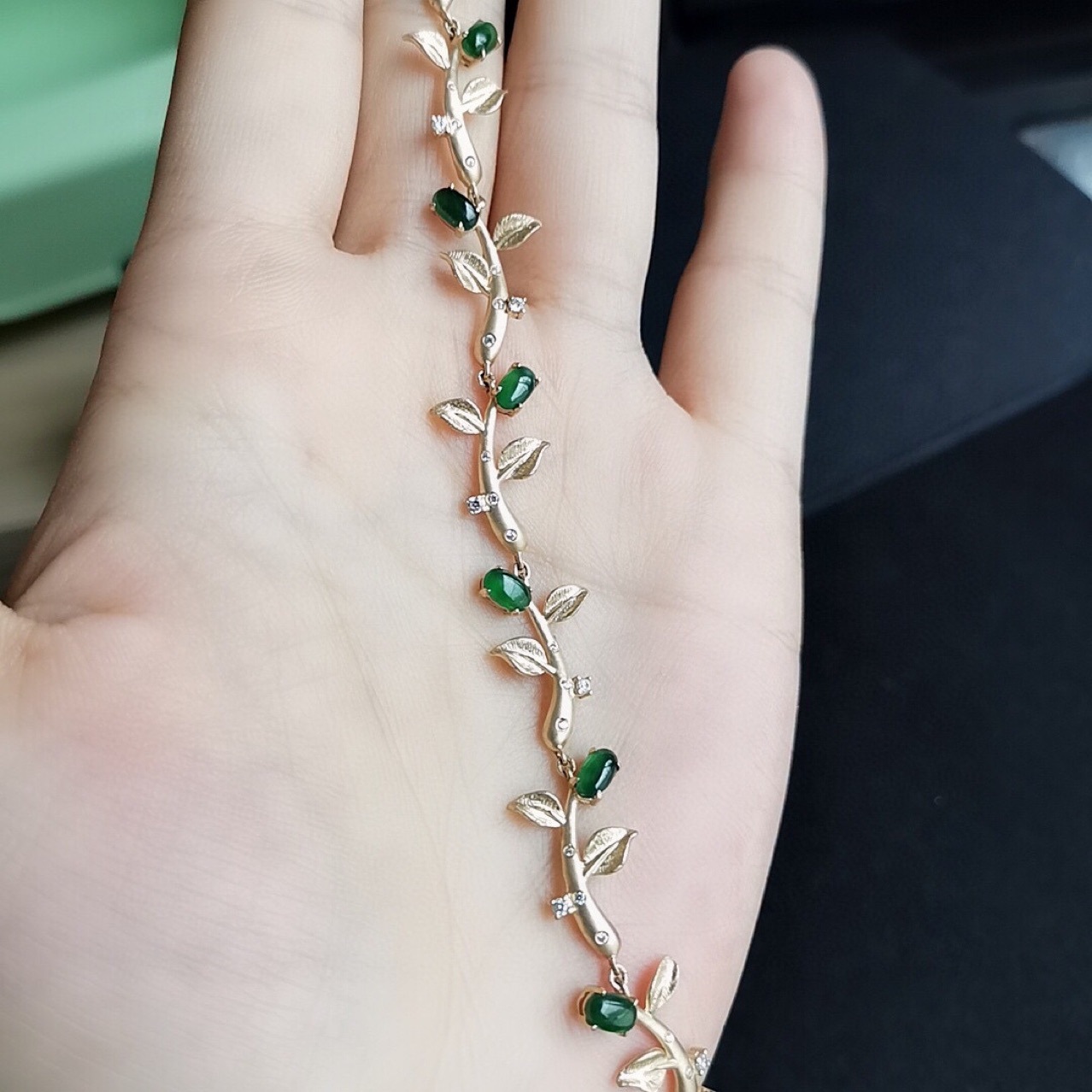 绿枝芽翡翠群镶手链清新文艺风礼品物新中国风绿冰蛋面9k黄金饰品