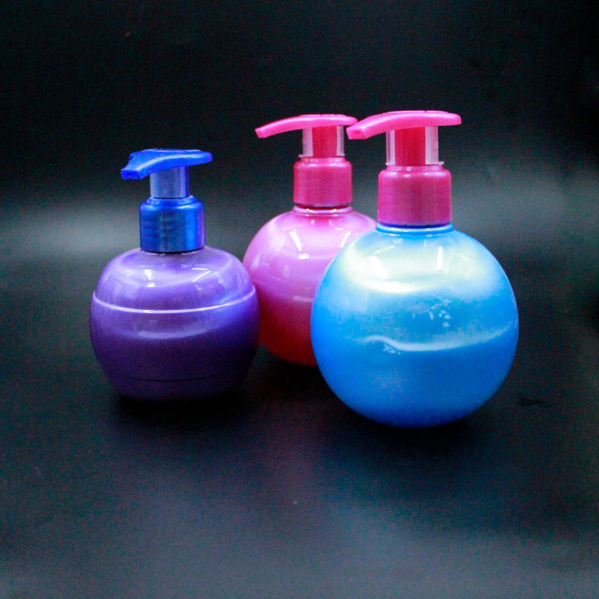 220ml牙膏瓶小巨蛋按压式小苏打牙膏瓶球形牙膏瓶化妆分装瓶