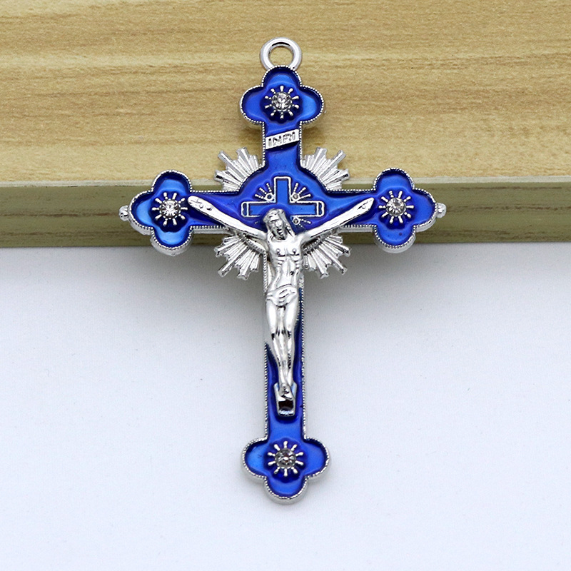 Factory Wholesale Religious Ornament Metal Accessories Jesus Cross Color Necklace Pendant Keychain Pendant