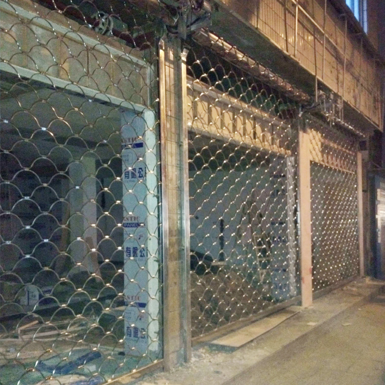 安装不锈钢通花网格卷帘门 电动渔网型卷帘门 商铺门店网状卷闸门