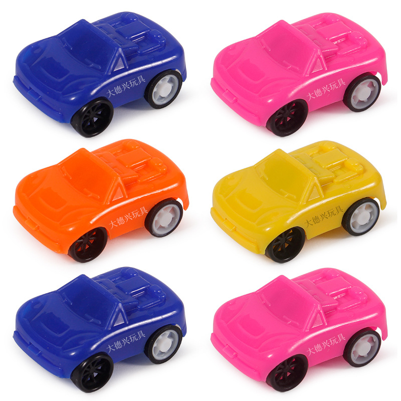 男孩玩具车敞篷回力小车创意迷你塑料小汽车儿童玩具实色回力飞车