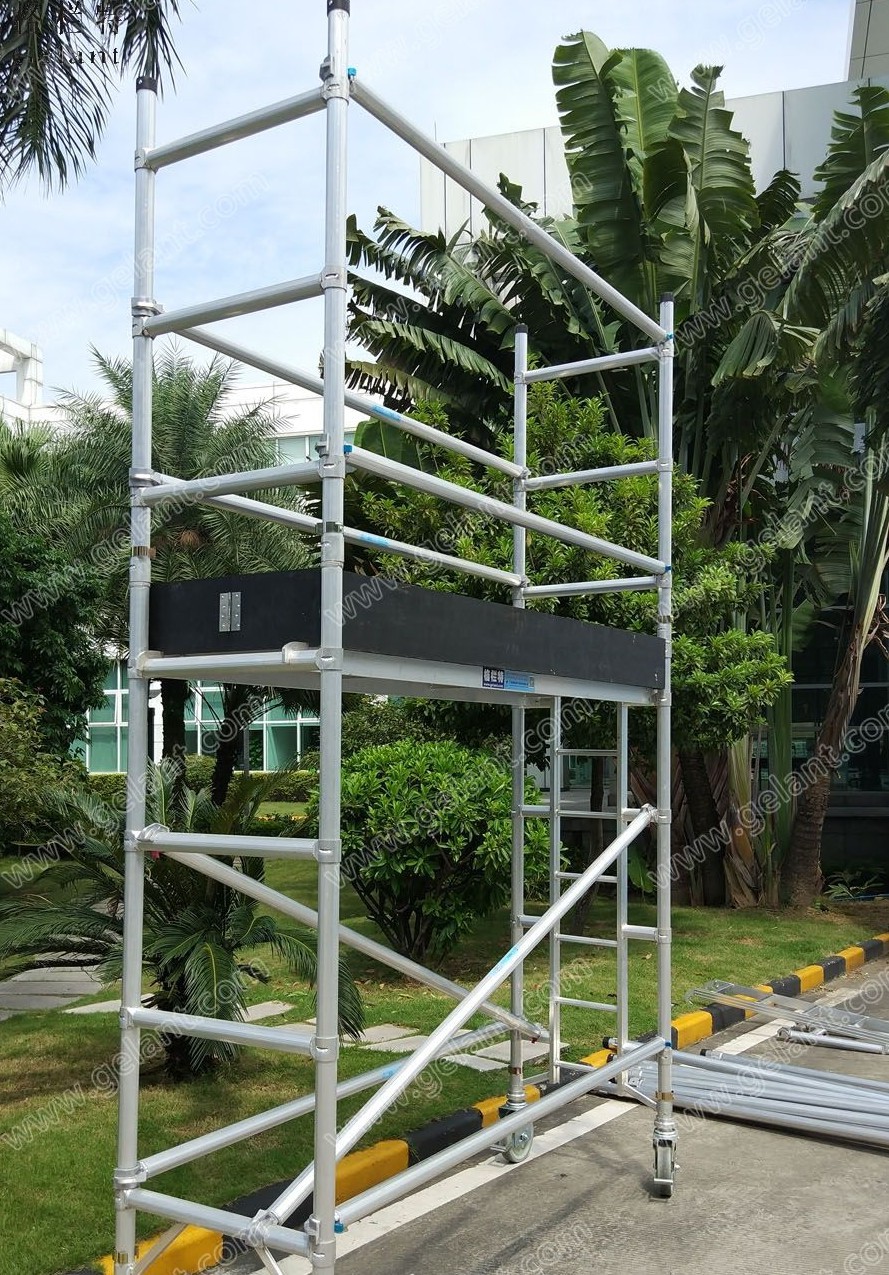 创笙铝合金脚手架带轮移动升降登高平台便携建筑爬梯厂家直销4米