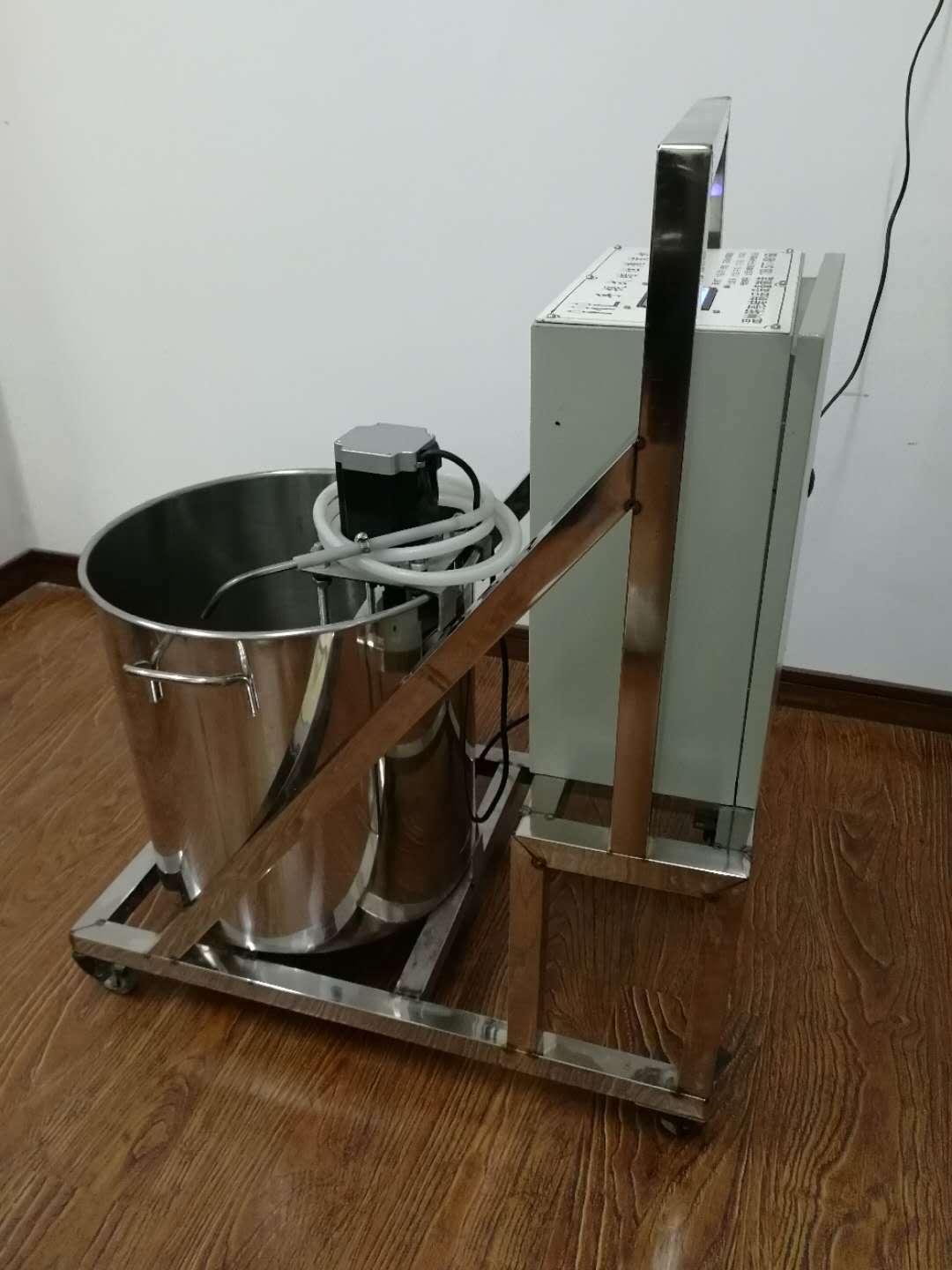 立式g2蜡烛灌装机 自动加热灌装 酥油灯灌装机器butter lampguang
