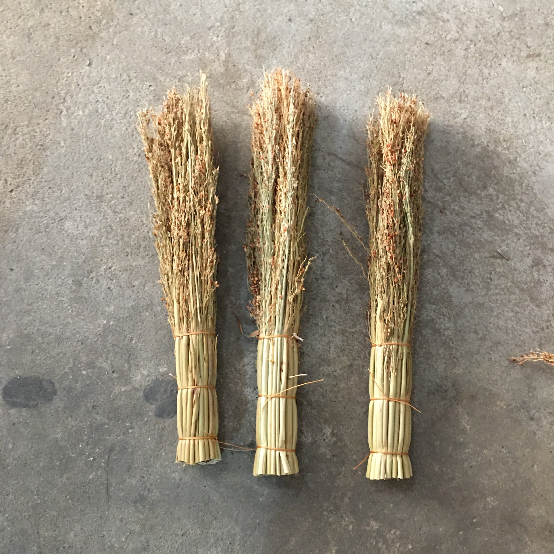 高粱刷子1元高粱刷帚酒店饭店饭帚炊帚刷锅刷子原色刷帚清洁用品