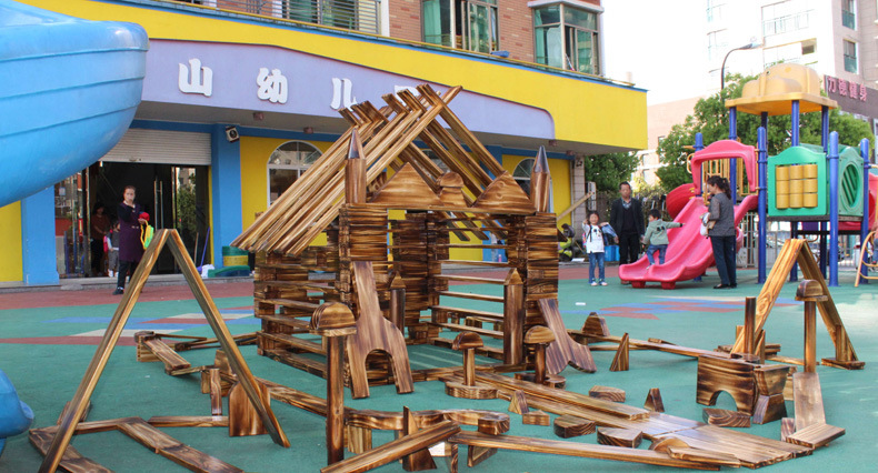 儿童幼儿园大型木质建构区碳化积木益智玩具城堡3-7岁410片室外
