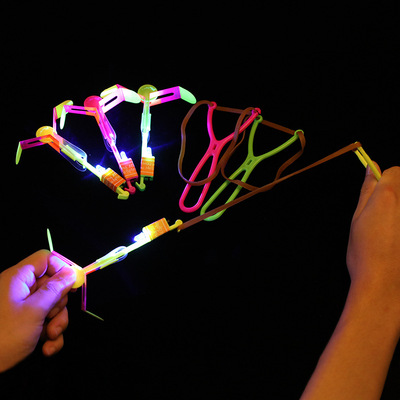 蓝灯hy588a正品弹弓弹射小飞箭飞天仙子发光炫彩热卖地摊批发