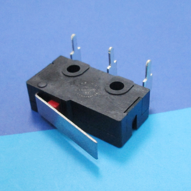 20*10黑色胶壳小型报警器开关 3脚全铜卧式直柄行程开关kw12-kb