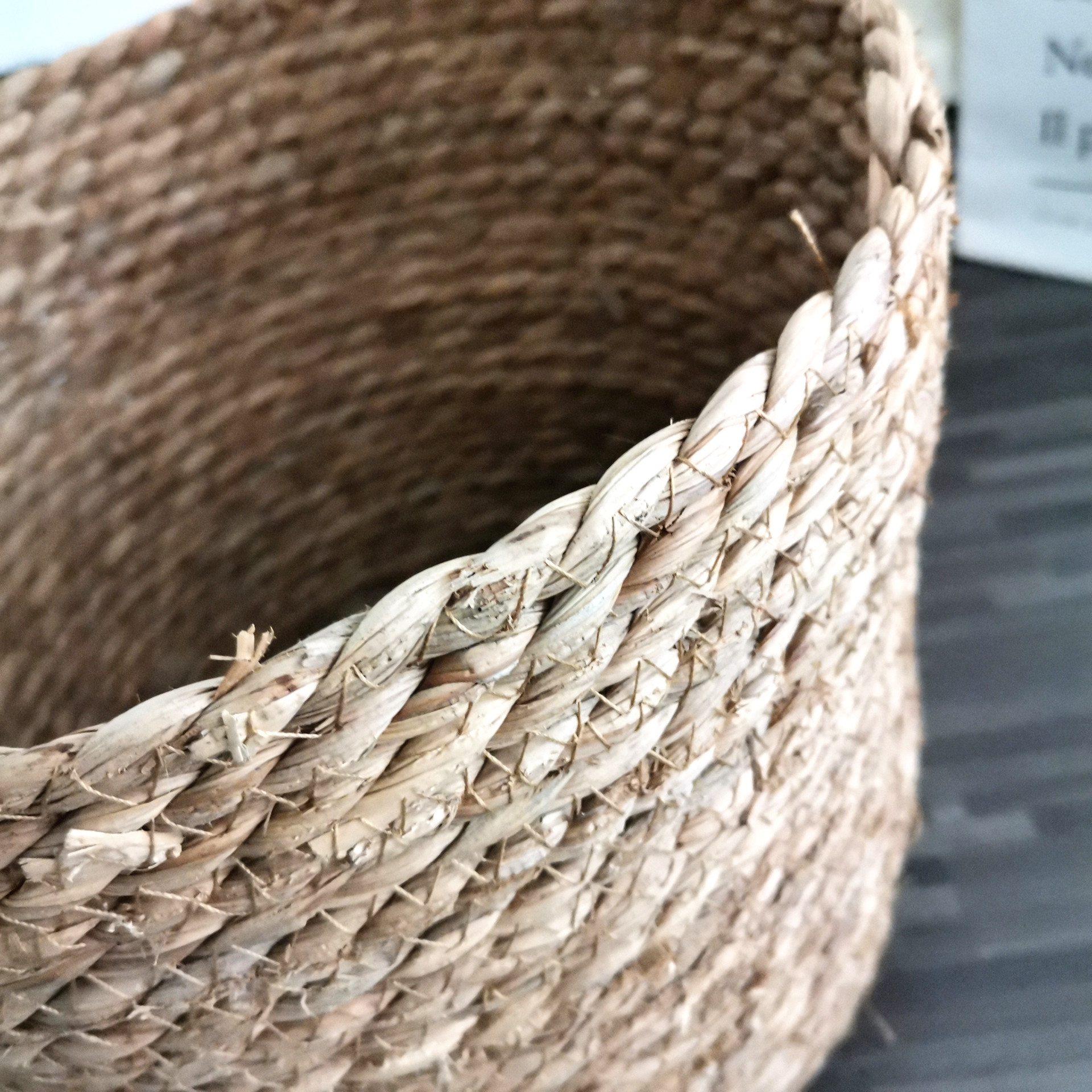 厂家供应 编织筐 蒲草编织筐 收纳筐家庭杂物脏衣篓 花盆套批发