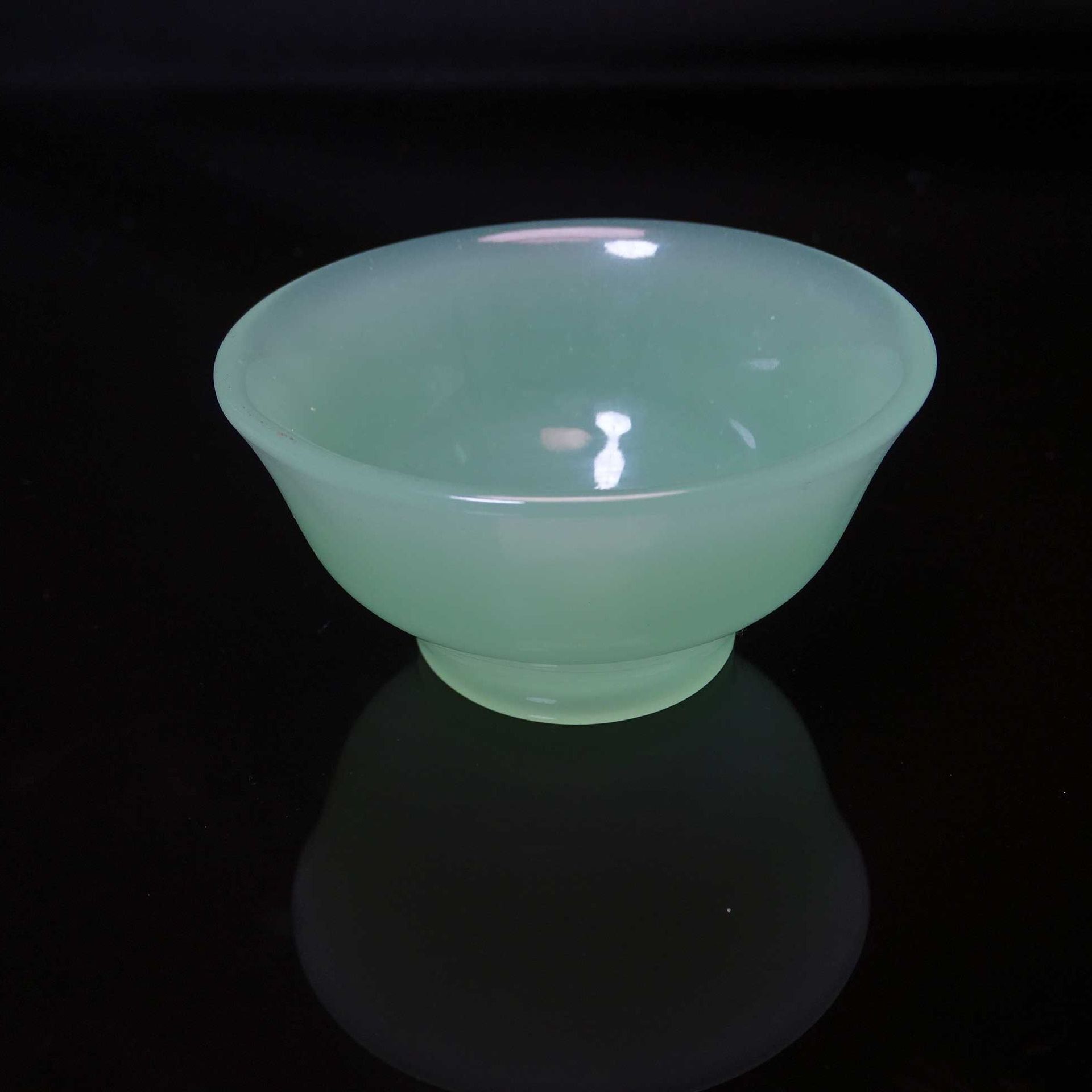 真品碧玉色菠菜绿白玉杯子玉茶碗玉酒杯玉杯茶具茶杯酒具工夫茶